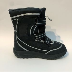 Black Winter Snow boots